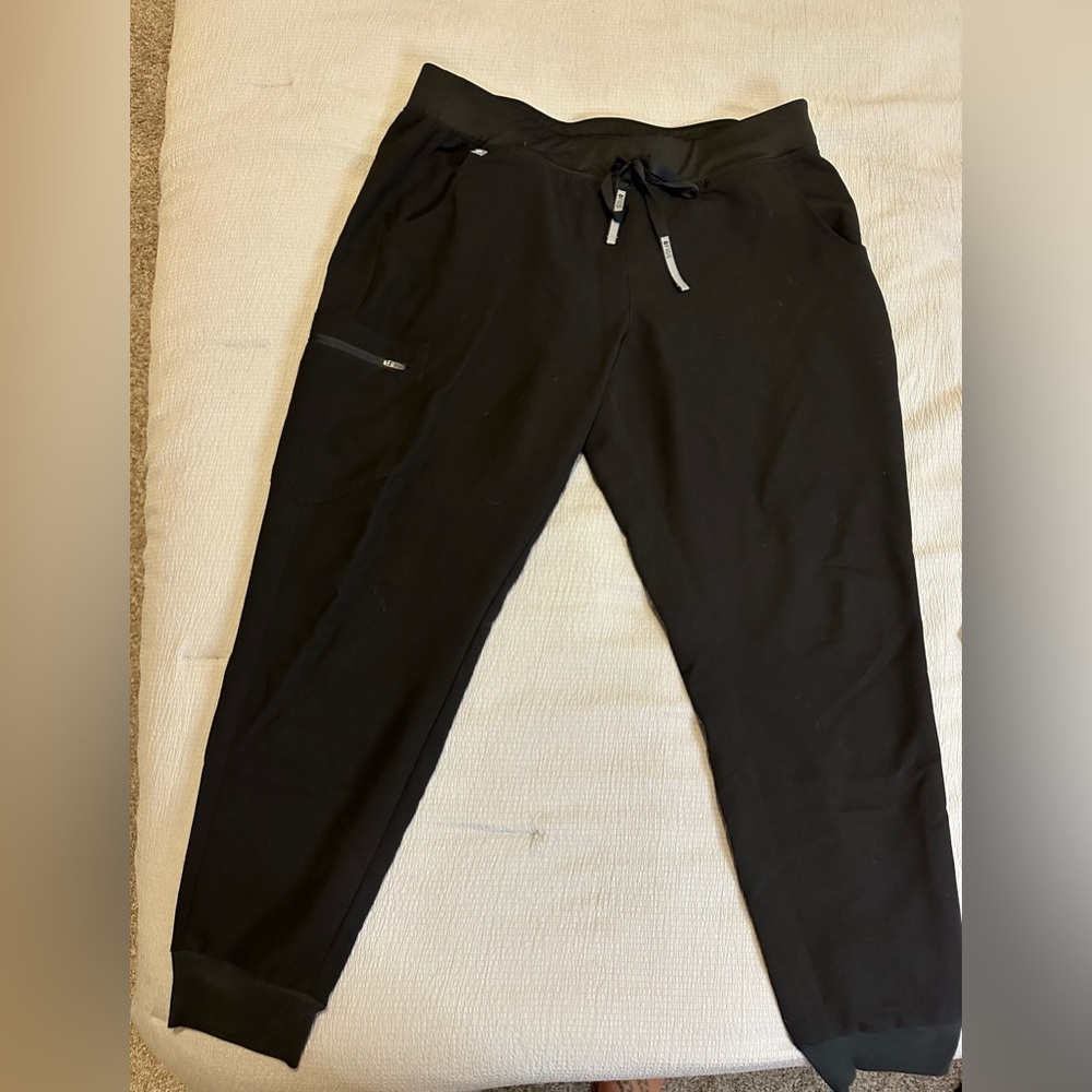 Figs Women’s Black Zamora Jogger Scrub Pants XL